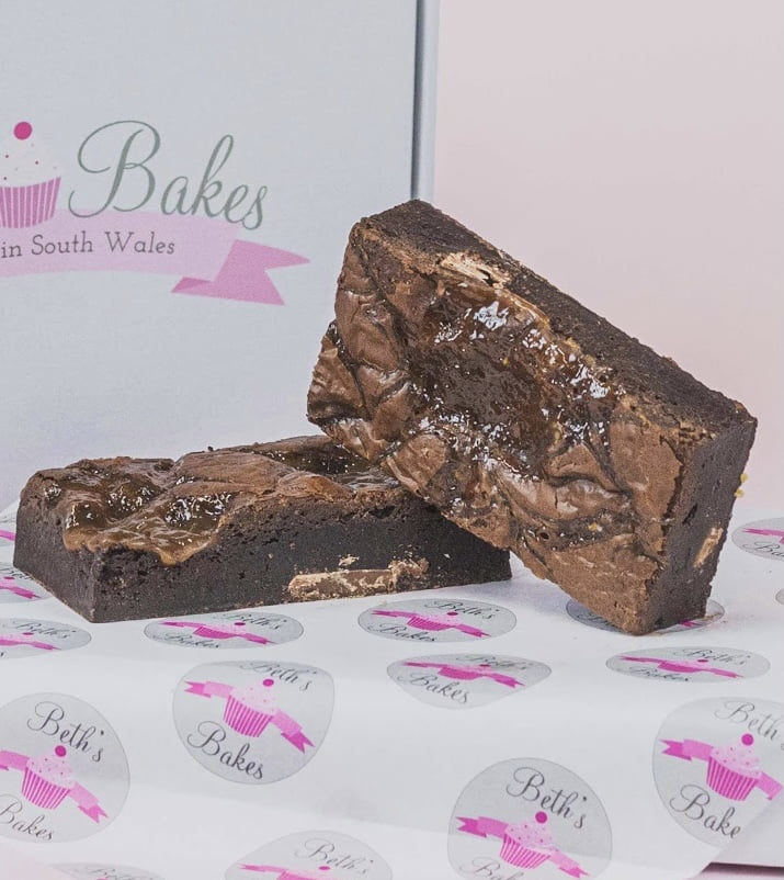 Buy Salted Caramel Brownies - Beths Bakes